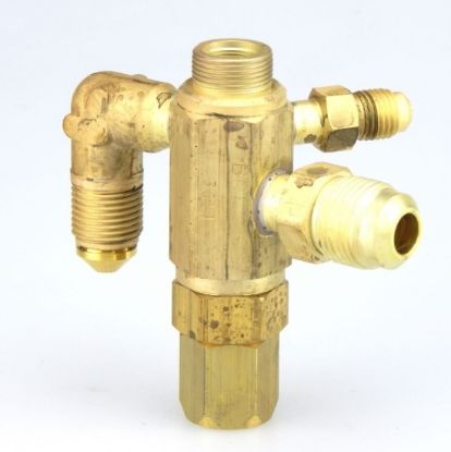 Picture of BQE34 VALVE BODY 3/8X1/2FL EXT EQ 16818