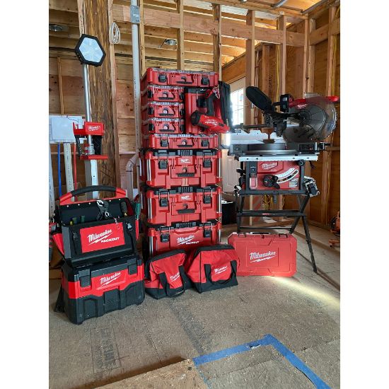 Milwaukee 48-22-84 PACKOUT 22 in. Large Tool Box Pack of 25